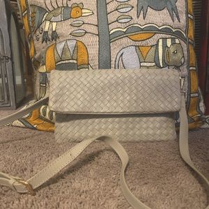Quince woven Italian leather fold over crossbody Euc!